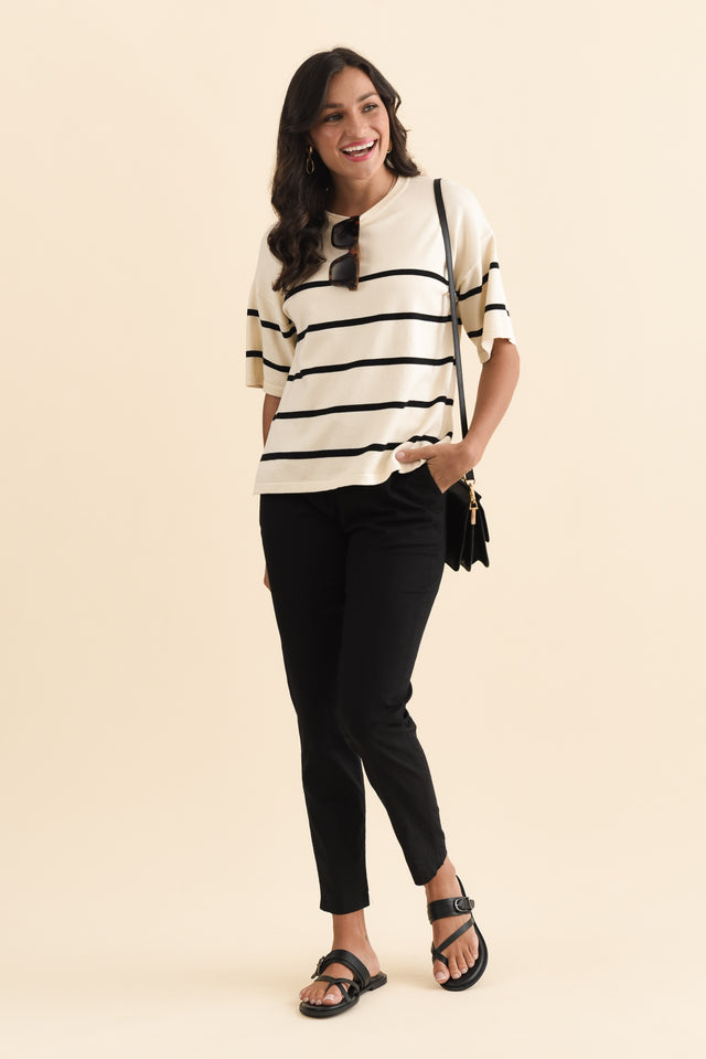 alt text|model:Brontie image 3