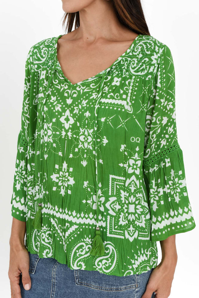 alt text|model:Cara image 6