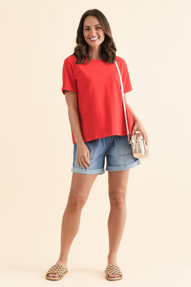 Base Red Cotton Tee,Full Body,Brunette model,alt text|model:MJ image 2