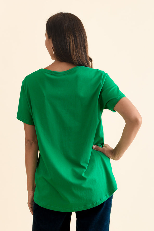 alt text|model:Cara image 5