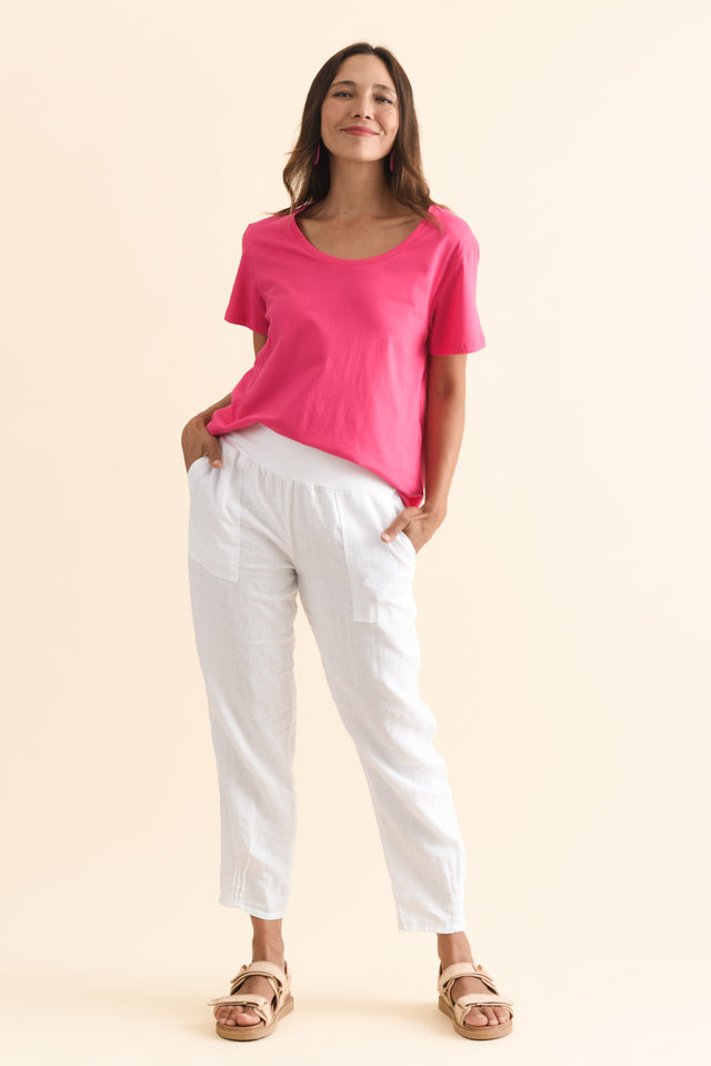 alt text|model:Cara image 7