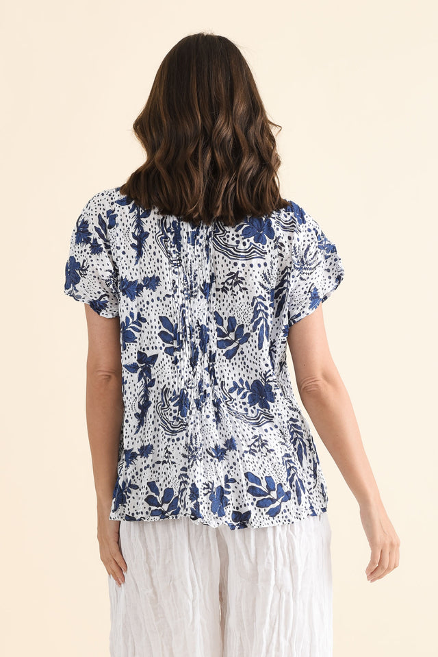 Beck Blue Garden Crinkle Cotton Top,Back,Brunette model,alt text|model:MJ image 4