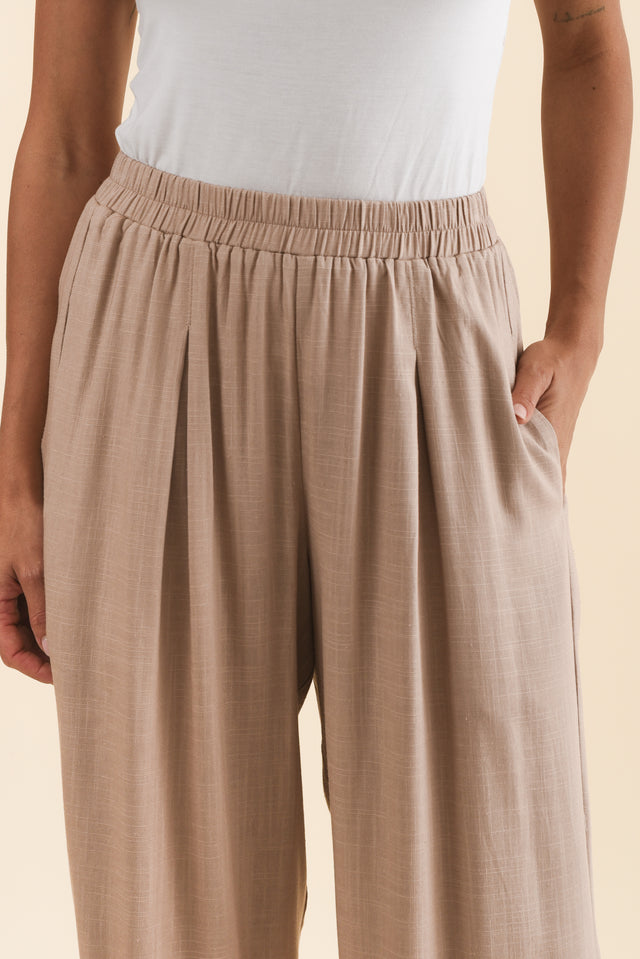 alt text|model:Brontie image 6