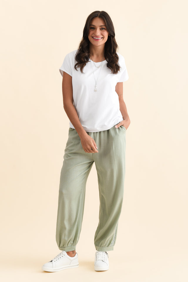Beretta Khaki Lace Linen Blend Pants,Brunette model,alt text|model:Brontie image 3