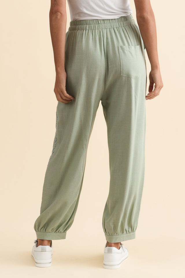 Beretta Khaki Lace Linen Blend Pants,Brunette model,alt text|model:Brontie image 5