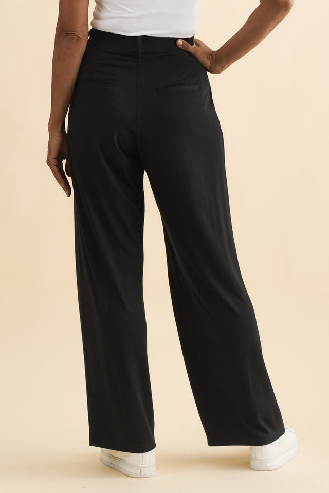 Billie Black Bamboo Wide Leg Pants,Brunette model,alt text|model:Cara image 5