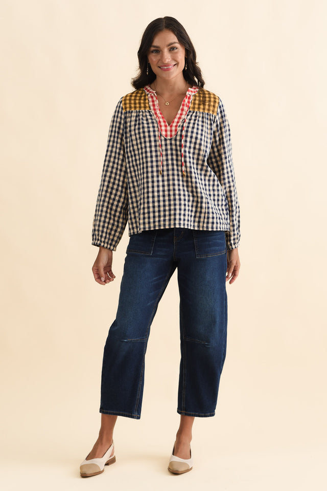 alt text|model:Brontie