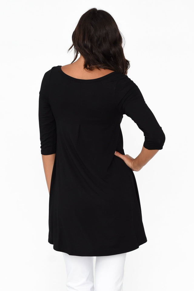 Black Bamboo Hi Lo Hem Top,Brunette model,alt text|model:Brontie image 6