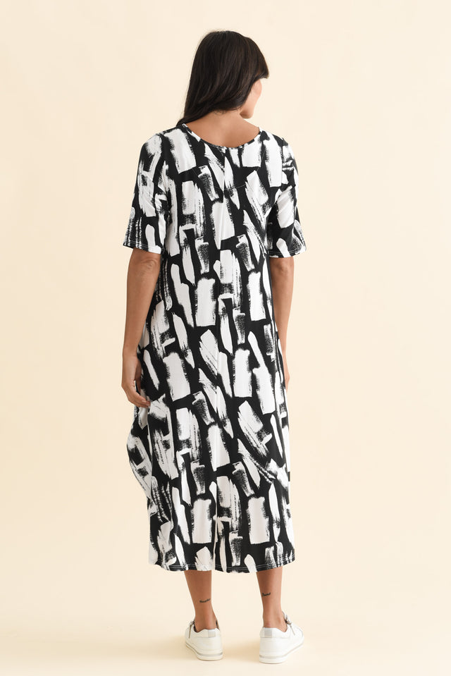 alt text|model:Brontie image 5