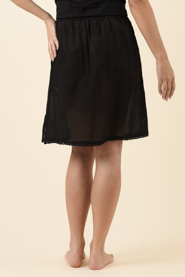Black Cotton Slip Skirt,Brunette model,alt text|model:MJ image 4