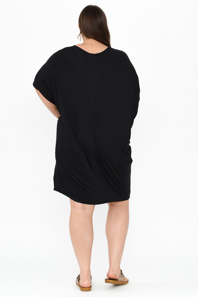 Black Maui Dress,Brunette model,alt text|model:Gabby image 10
