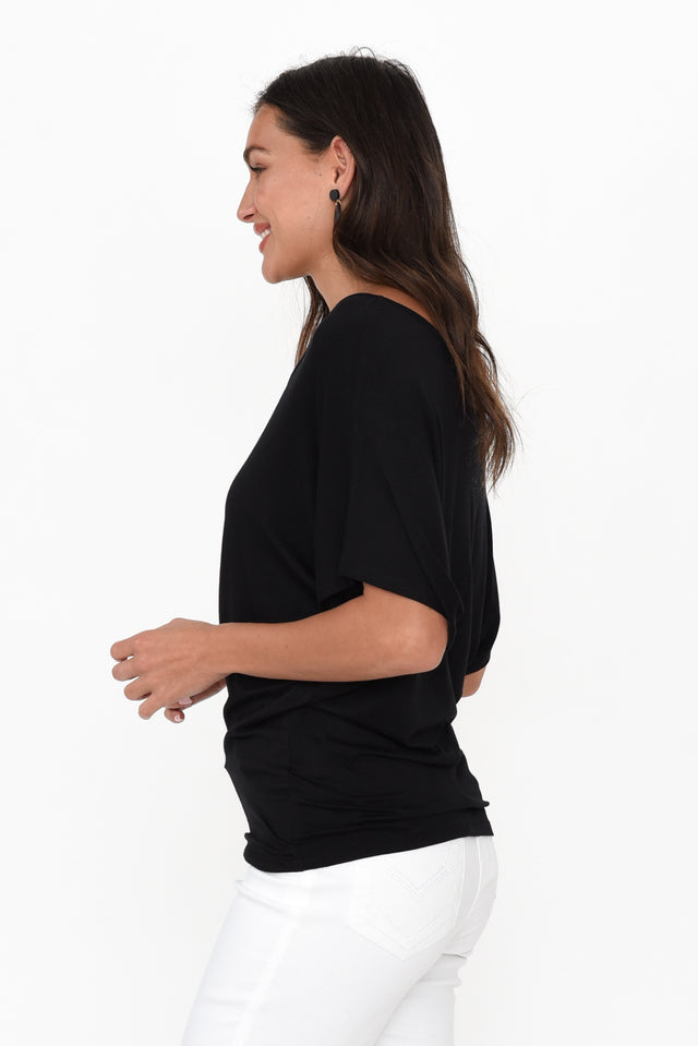 alt text|model:Brontie image 6