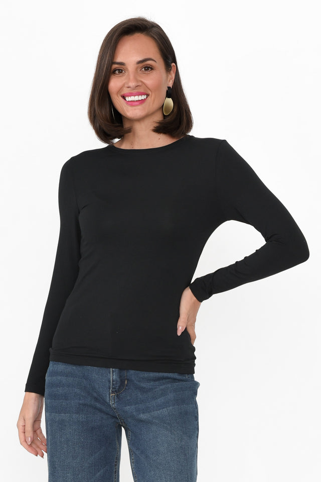 alt text|model:MJ image 2