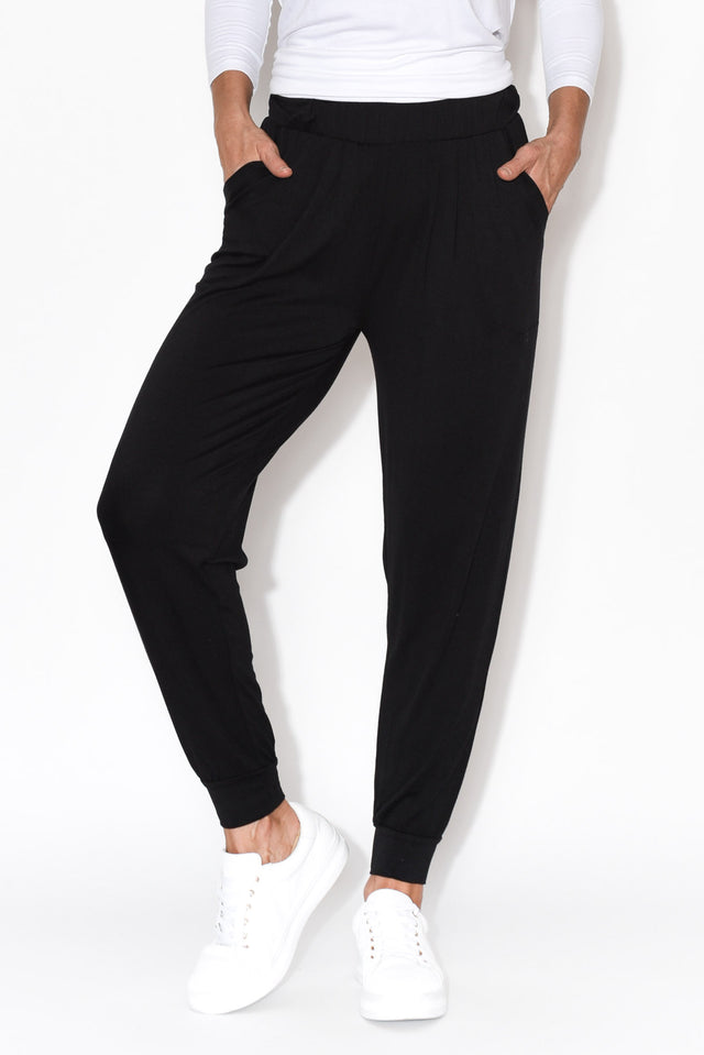 Black Weekend Pants