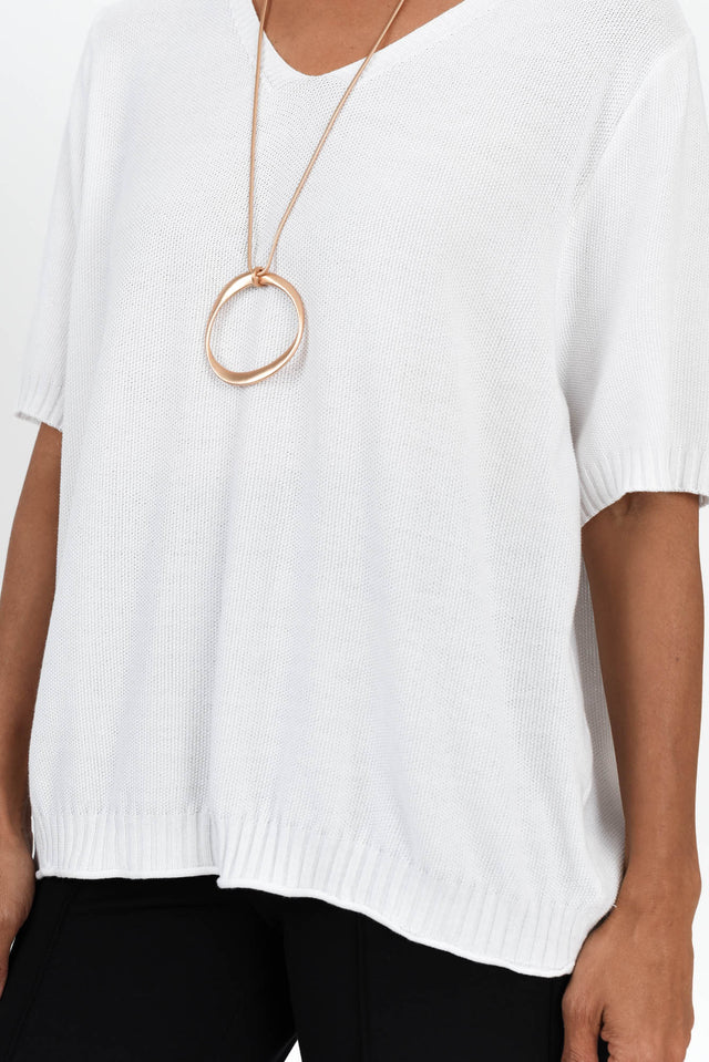 alt text|model:Cara image 6