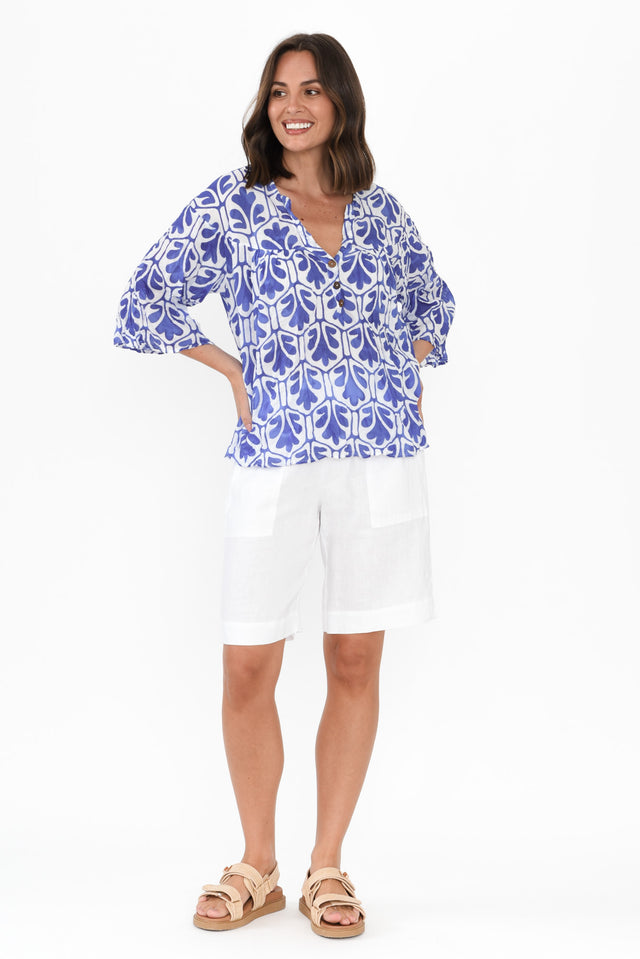 alt text|model:MJ image 7