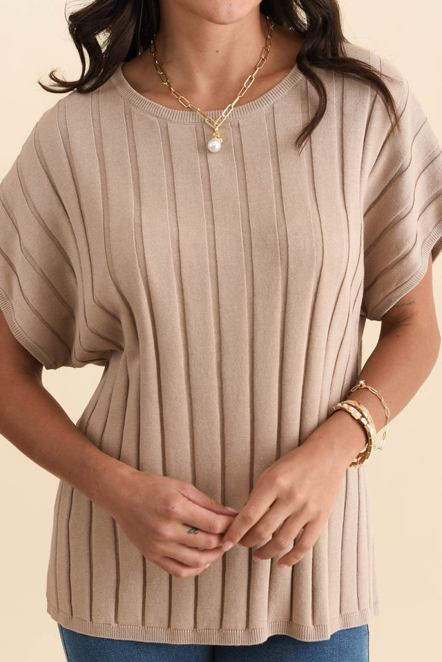 alt text|model:Brontie image 5