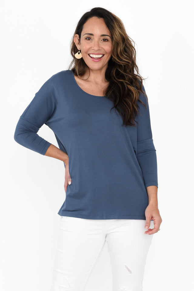 alt text|model:Nicole image 2