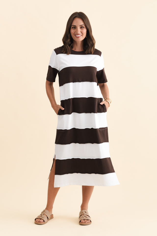 Bold Dark Brown Stripe Cotton Tee Dress,Brunette model,alt text|model:MJ image 3