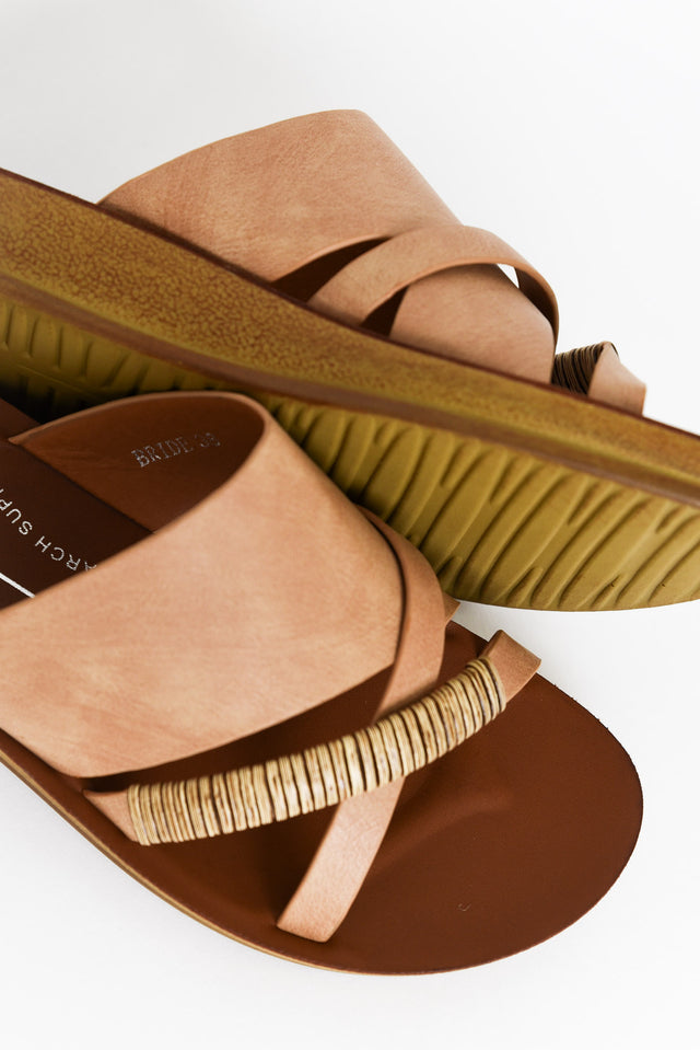 Bride Camel Crossover Slide image 5