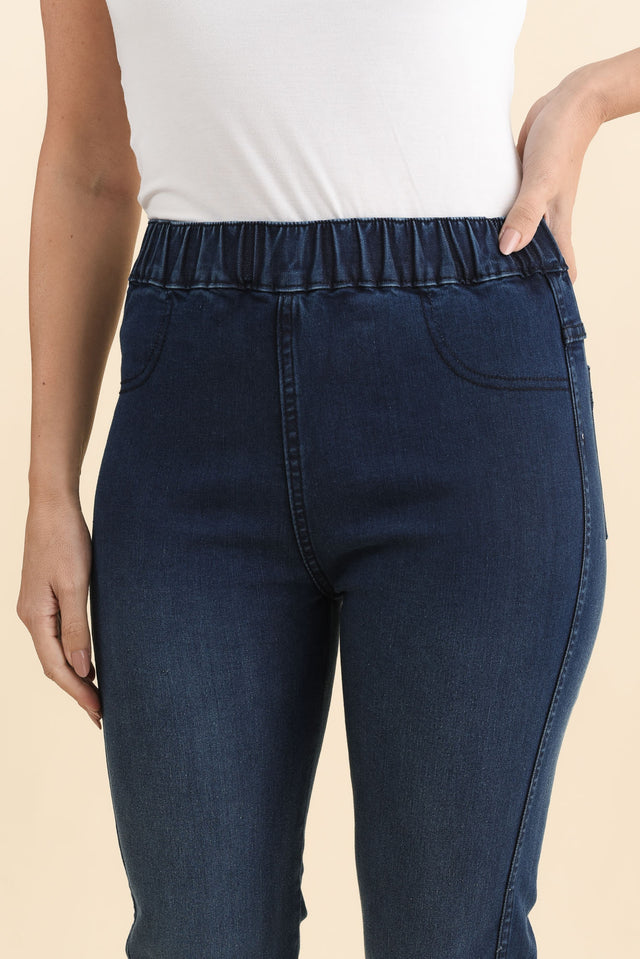 alt text|model:MJ image 5