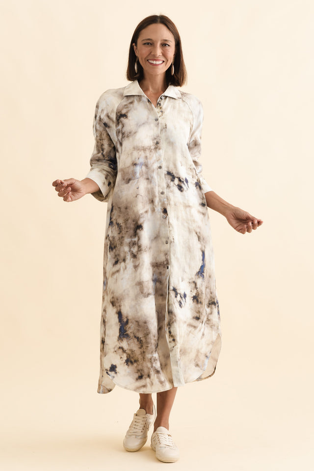 alt text|model:Cara image 7