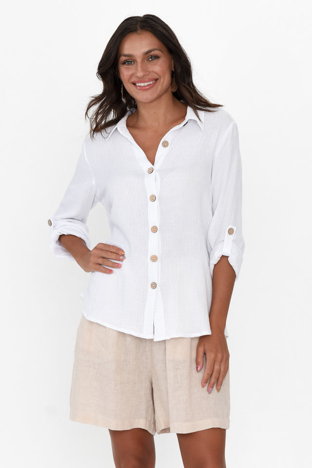 Byron White Cotton Shirt neckline_V Neck