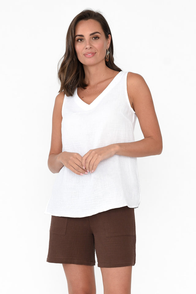 Byron White Cotton Tank neckline_V Neck