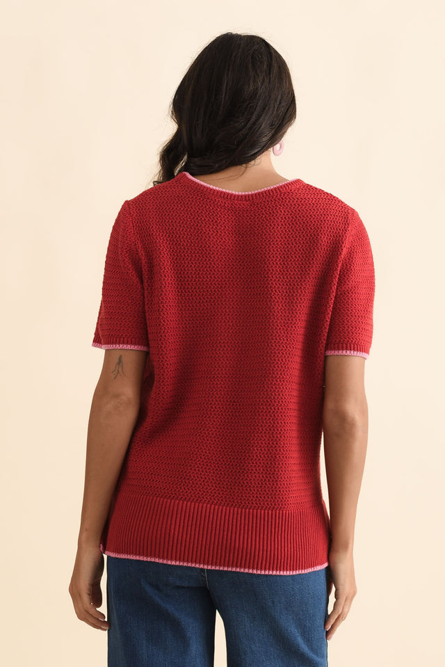 Camellia Red Cotton Knit Tee,Brunette model,alt text|model:Brontie image 5