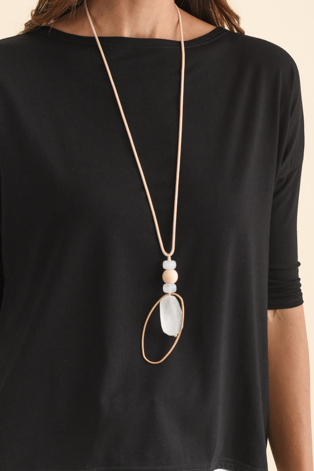 alt text|model:Cara image 7