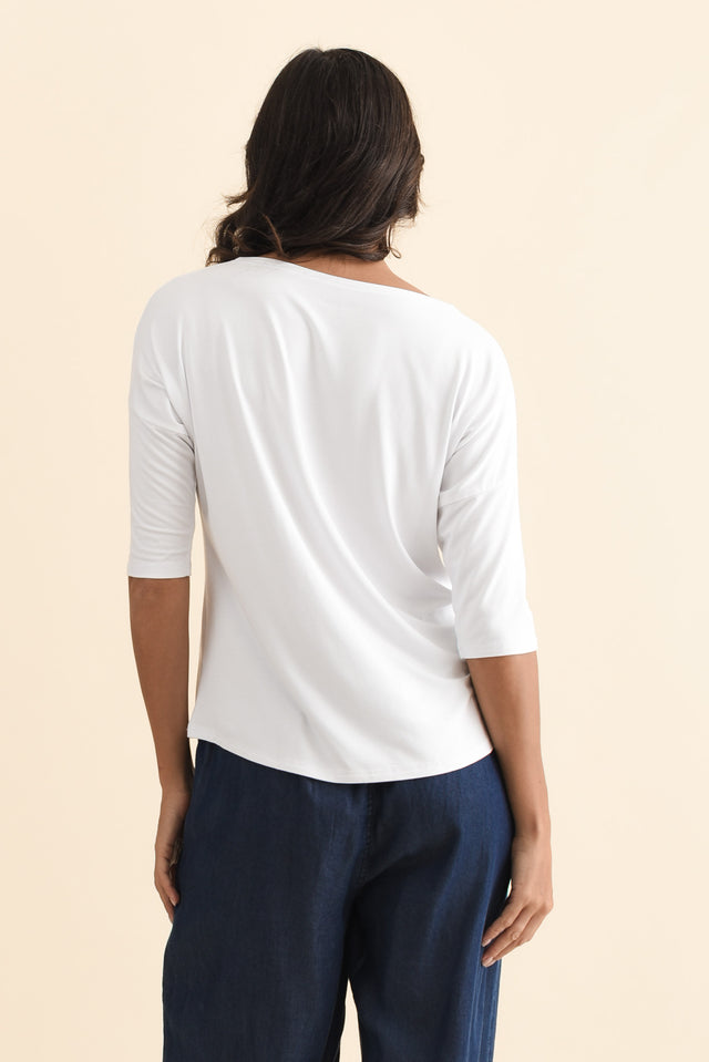 Camila White Bamboo Top,Brunette model,alt text|model:Brontie image 8