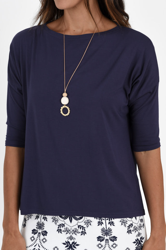 alt text|model:Cara image 7