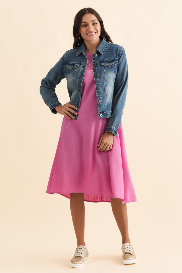 alt text|model:Brontie image 3