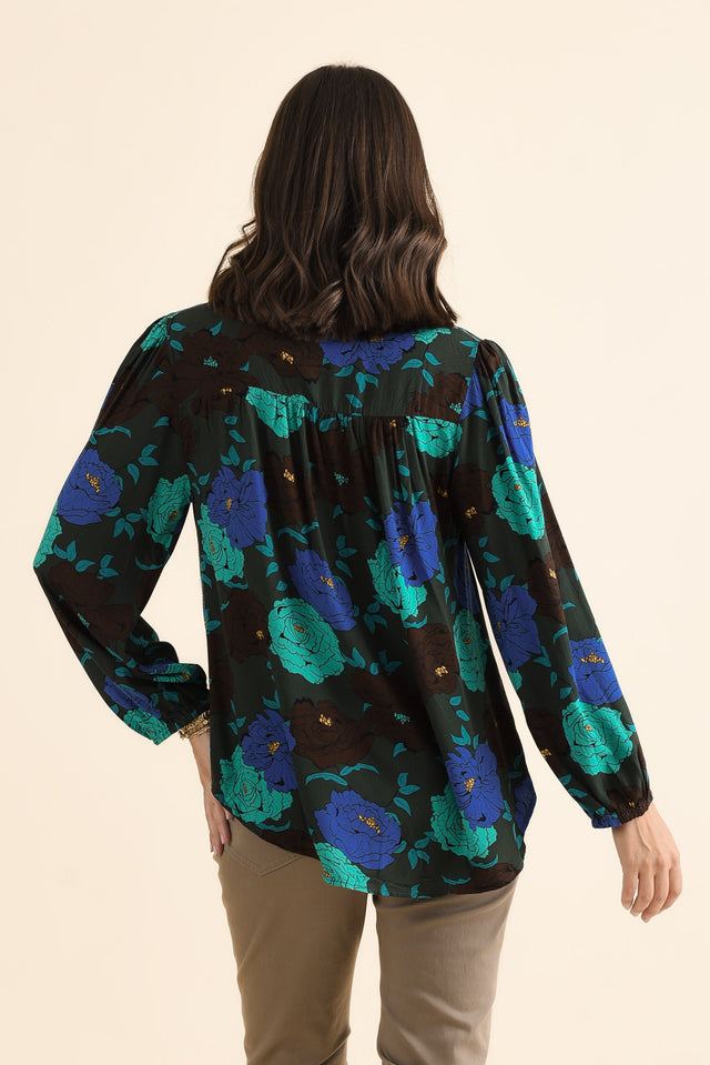 Carina Green Flower Sleeved Blouse,brunette model,Back of Outfit,alt text|model:MJ image 4