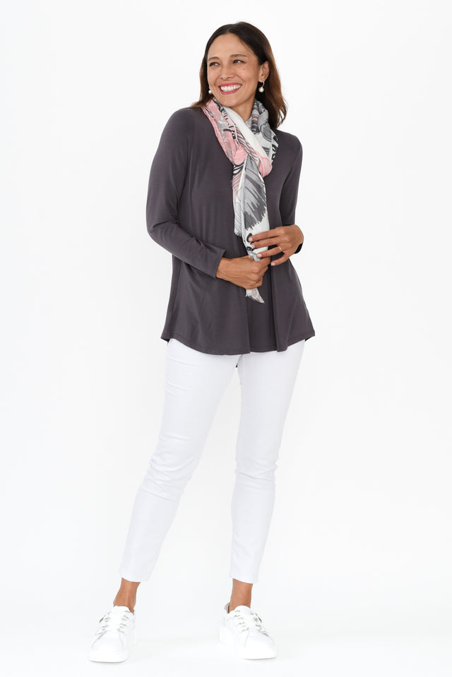 alt text|model:Cara image 8