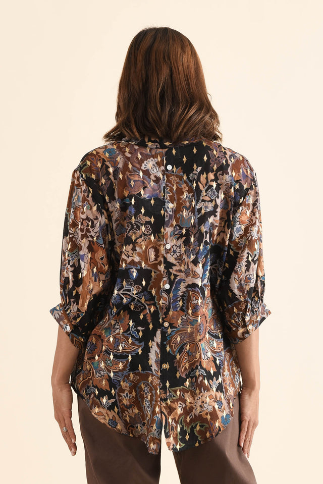 Carleen Navy Flower Foil Button Top,Back,Brunette model,alt text|model:Cara image 4