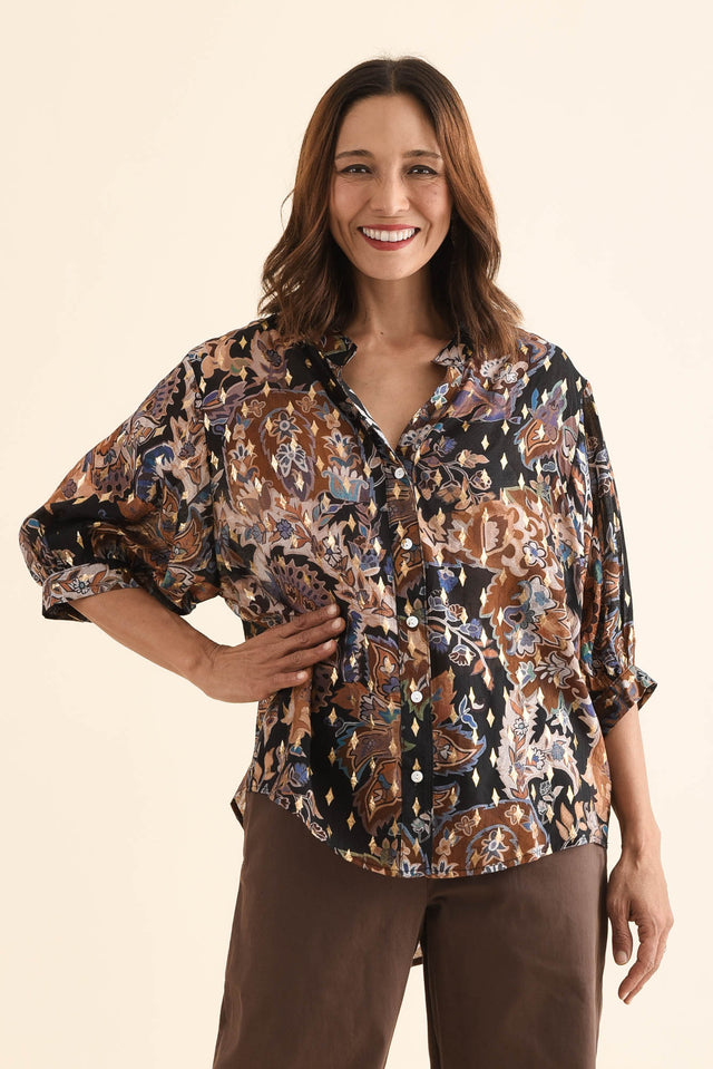 Carleen Navy Flower Foil Button Top,Front,Brunette model,alt text|model:Cara image 1