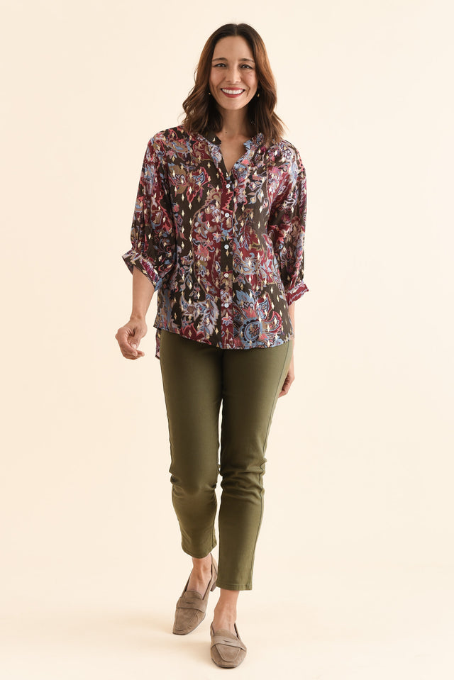 Carleen Red Flower Foil Button Top,Full Body,Brunette model,alt text|model:Cara
