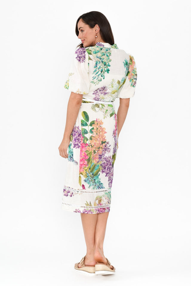 Carlyle Wisteria Alba Linen Blend Dress,Brunette model,alt text|model:Elouise image 6