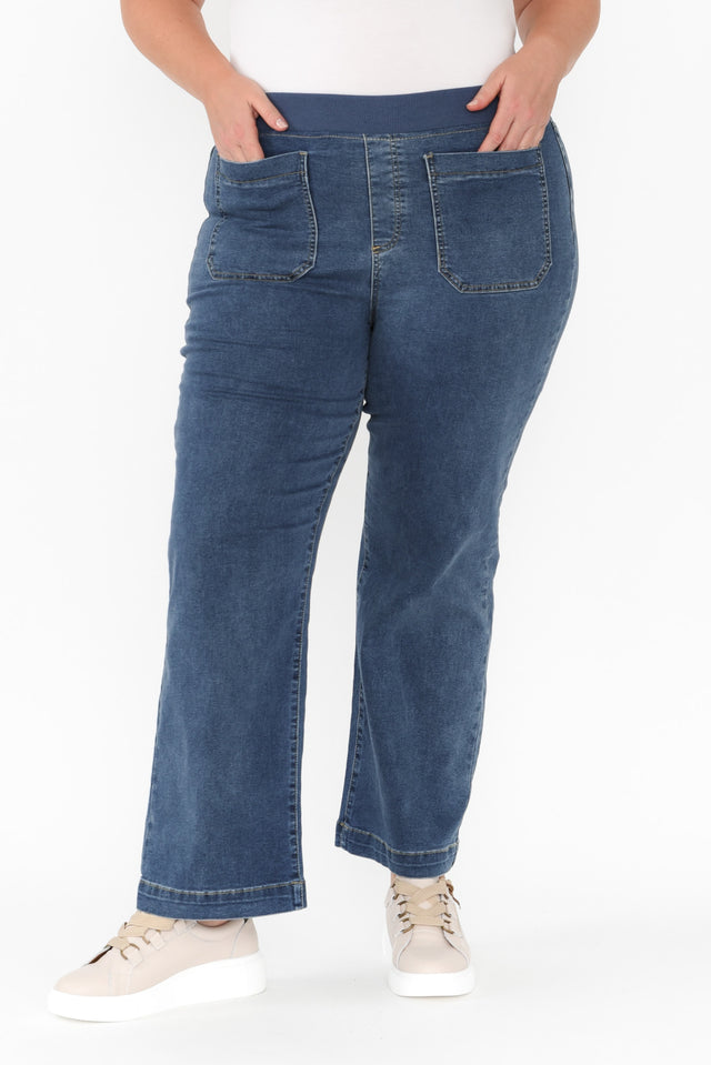 plus-size,curve-basics,curve-bottoms,plus-size-pants,plus-size-jeans,plus-size-basic-bottoms,plus-size-winter-clothing,alt text|model:Caitlin image 9