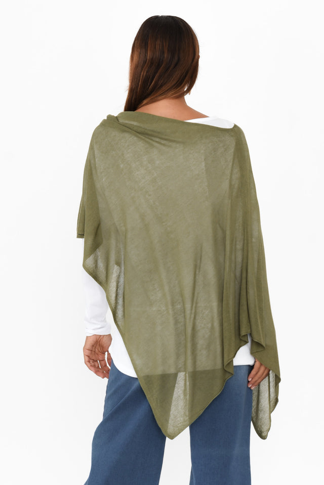 alt text|model:Cara image 5