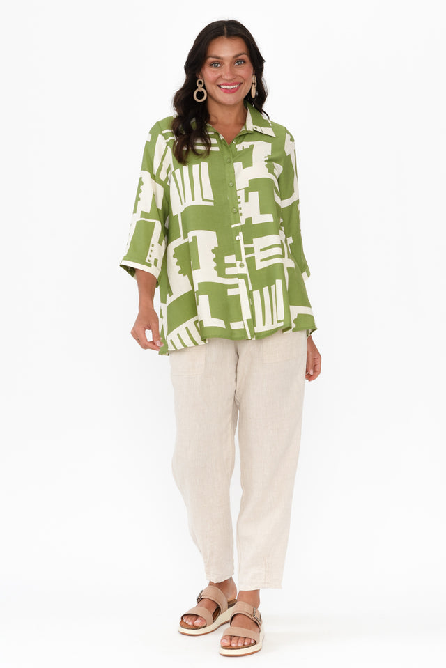 alt text|model:Brontie image 3