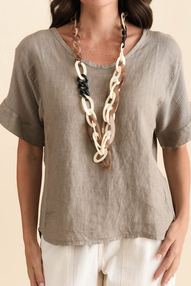 alt text|model:MJ image 6