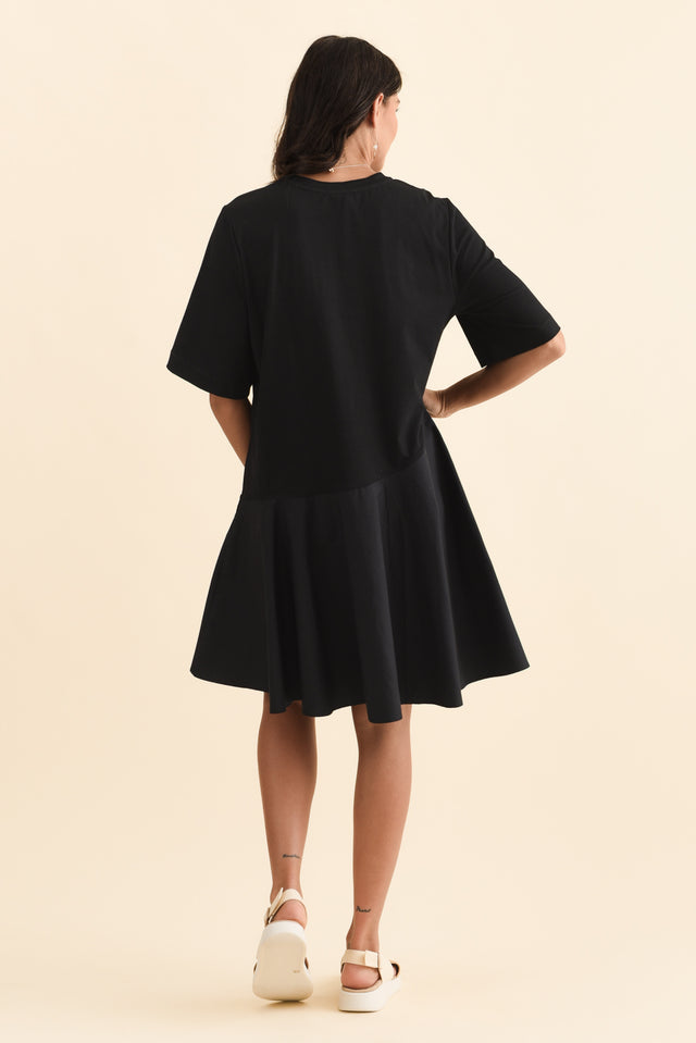 alt text|model:Brontie image 5