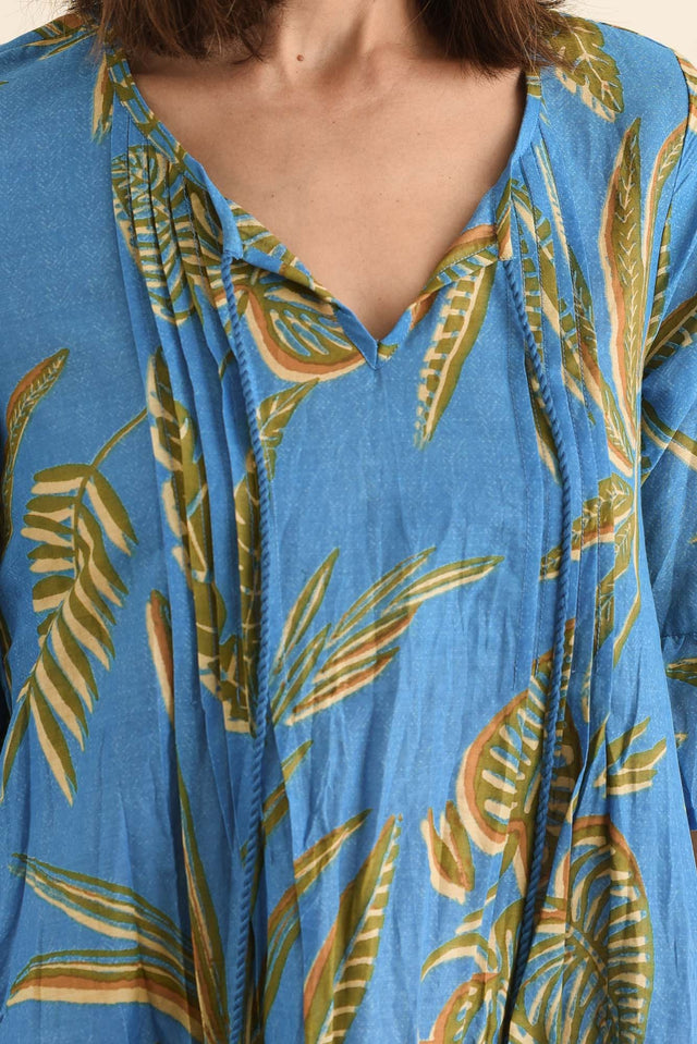Cayman Blue Island Cotton Tunic Dress,Detail,Brunette model,alt text|model:Cara image 5