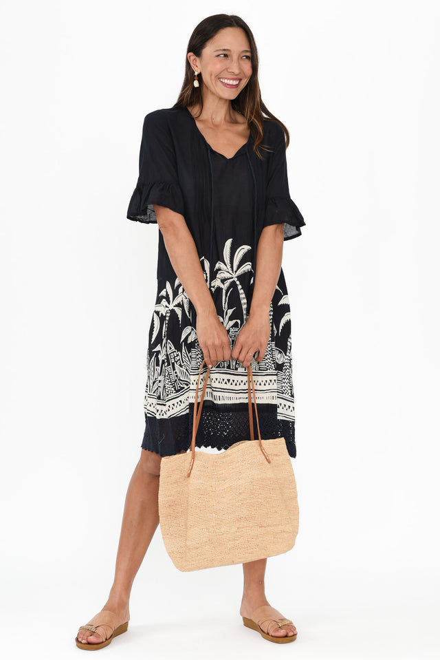 alt text|model:Cara image 4