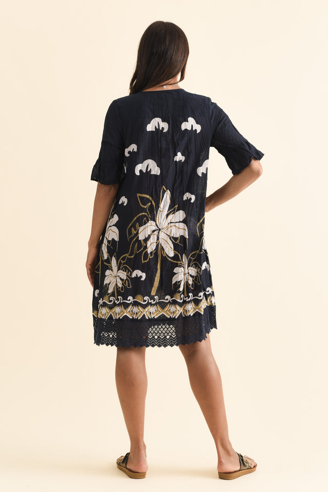 alt text|model:Cara image 5