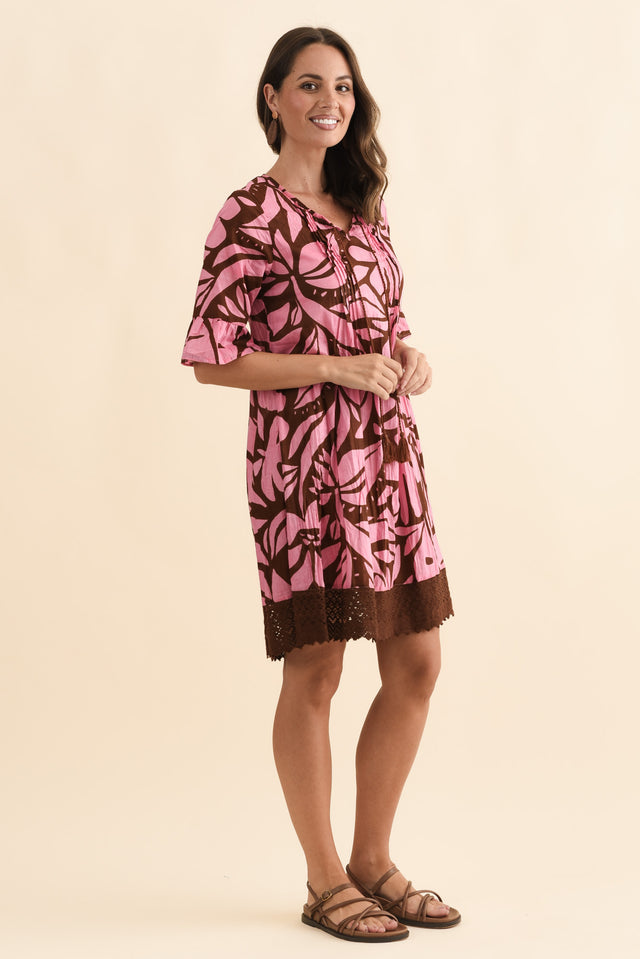 alt text|model:MJ image 3