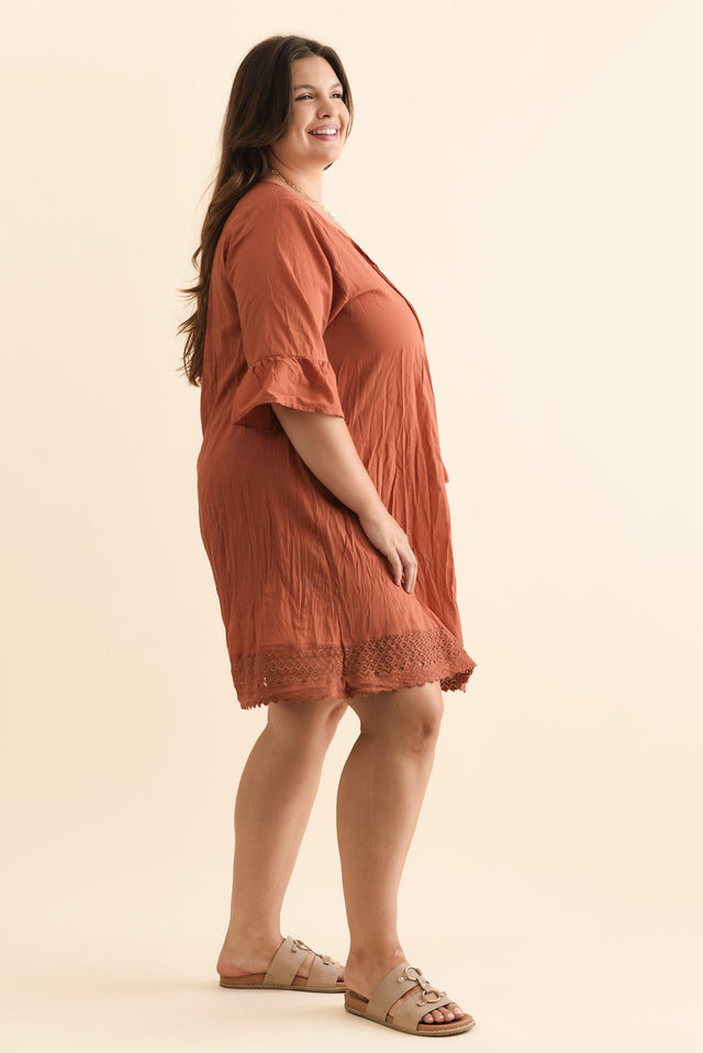 Cayman Rust Cotton Tunic Dress,Brunette model,alt text|model:Gabby image 13