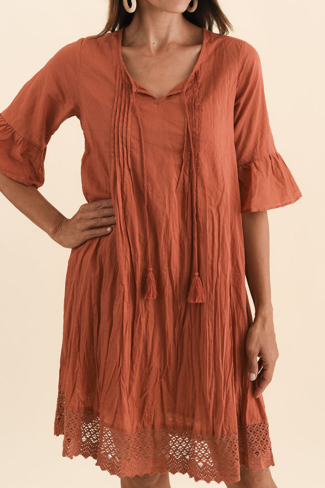 Cayman Rust Cotton Tunic Dress,Brunette model,alt text|model:Cara image 7
